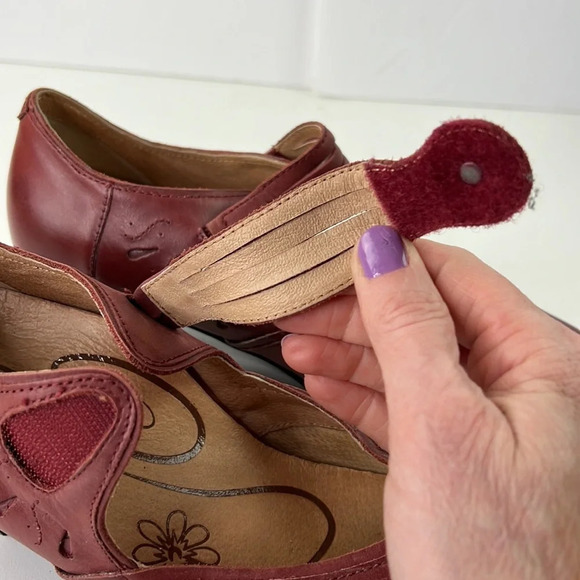 Aetrex Essence  Red Leather Heeled Mary Janes - Picture 6 of 10